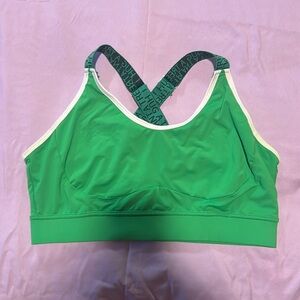 Adjustable strap sports bra